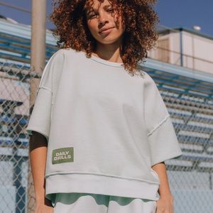 NWT Daily Drills Set in Surf